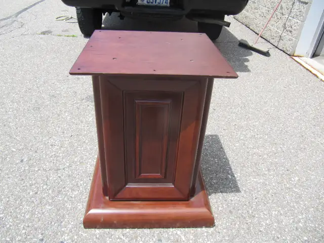 Vintage Solid Wood Bombay Square Dinner Table Circa 1980s-90s in Dining Tables & Sets in Mississauga / Peel Region - Image 7