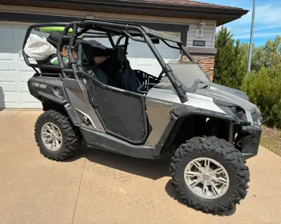 2012 CanAm Commander XT 1000 2750 kms Newer battery, brakes,rear shocks, maverick belt, steering rac...