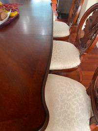 Dining table+china cabinet