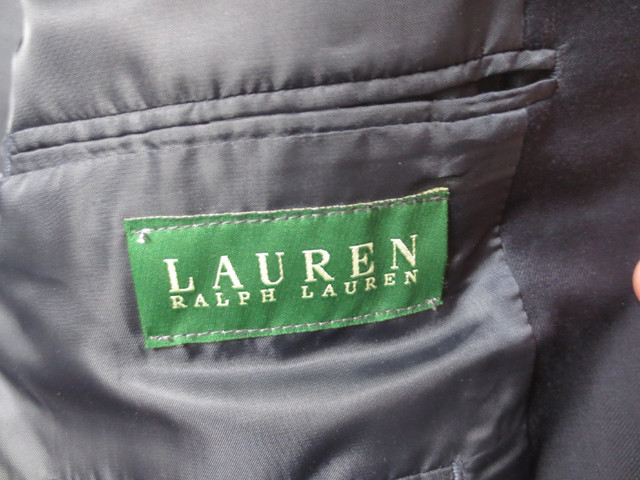 44R blue Lauren Ralph Lauren gold buttons sport jacket blazer in Men's in Timmins - Image 4