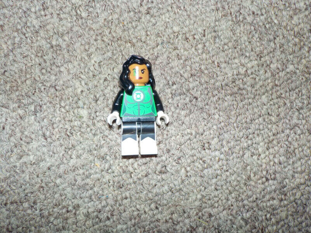 Lego DC Jessica Cruz Green Lantern Minifigure in Toys & Games in Oshawa / Durham Region