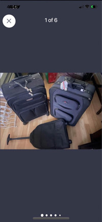 3 Pieces Black Luggage ! All with pullout handles & wheels