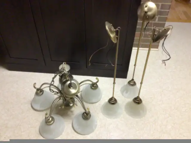 Lustre et plafonniers in Other in Rimouski / Bas-St-Laurent - Image 4