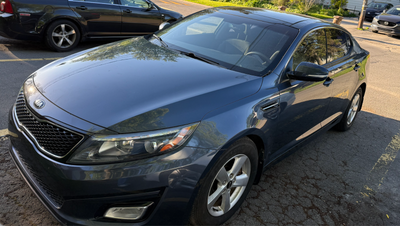 Selling my 2015 Kia Optima 2.4L automatic, four-door sedan with sunroof. Around 122,000 km. VIN: KNA...