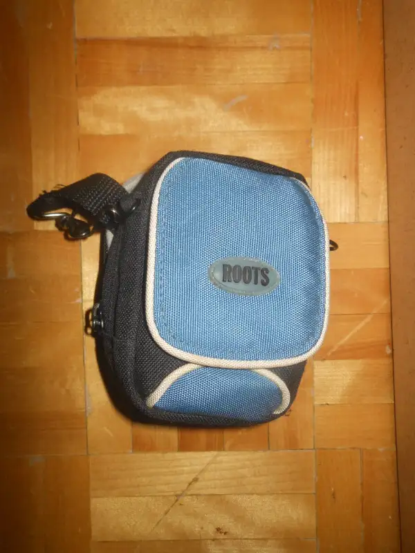 Photo camera cases in Cameras & Camcorders in City of Montréal - Image 8