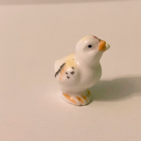 Vintage Miniature Bird Porcelain Figurine 1 Inch Size Doll House