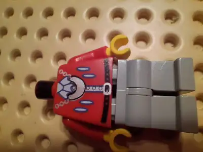 Great condition, for a 25+ year old Minifigure torso! (1996 - 2001) Minor playwear, but no cracks! (...