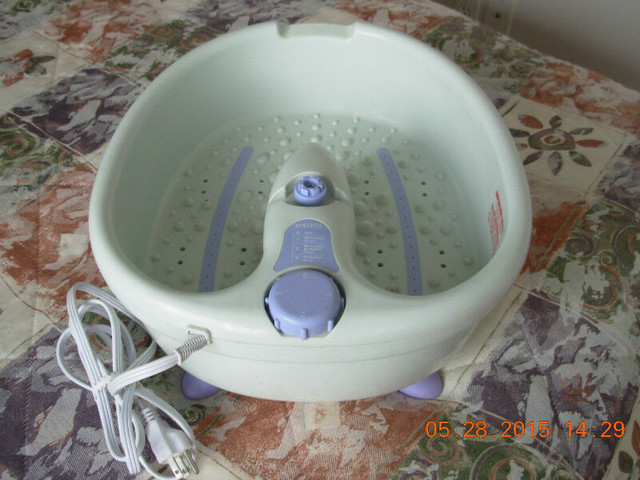 HoMedics Masseur pieds/Foot Massage 3niv,3vit,bulles/massage dans Santé et besoins spéciaux  à Ville de Montréal - Image 2