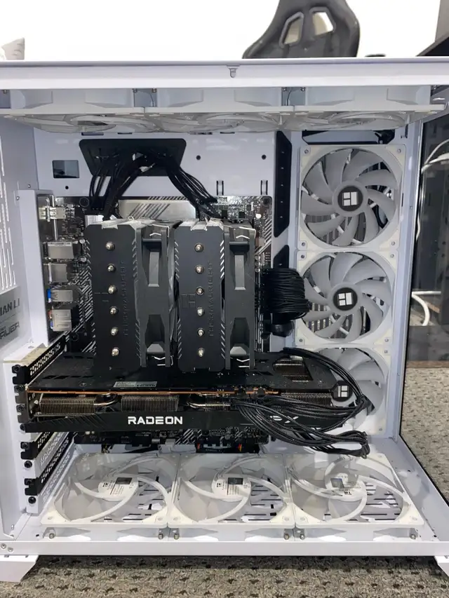 High End Gaming PC in Desktop Computers in Oshawa / Durham Region - Image 2