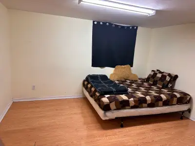 Private Room with Private Bathroom for Rent – Indian Girls Only Available now Clean and spacious pri...