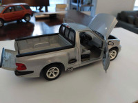 Ford SVT F-150 Diecast Collectable 