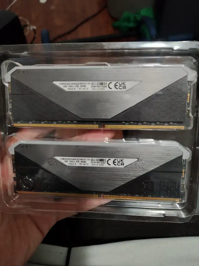 DDR4 3600mhz cl16 2x16gb 32gb kit of corsair vengeance rgb micro in System Components in Mississauga / Peel Region - Image 7