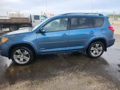 2009 Toyota Rav 4 sport 3.5l v6 Suv in great shape, has new all season directional cross climate 2 t...