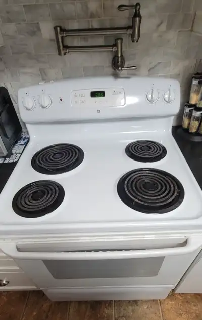 Poêle en excellente condition!, View more