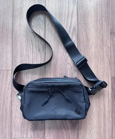 Crossbody / Waist Bag, View more