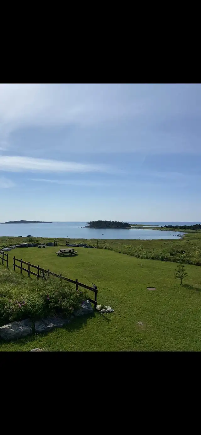 OCEANFRONT HOUSE & COTTAGE FOR SALE in Houses for Sale in New Glasgow - Image 2