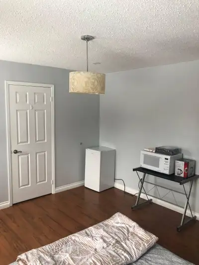 Furnished room in Aurora for rent