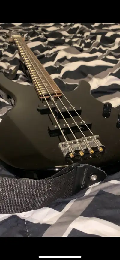 Yamaha trbx174 bass guitar, View more