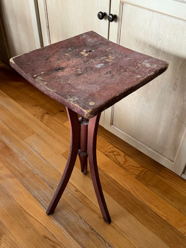 Primitive 12 1/2 X13 X29” H sideTable/plant stand very cool.   in Other Tables in Napanee - Image 2