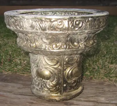 Vintage Garden Pot Planters Containers Brass Big and Small, View more