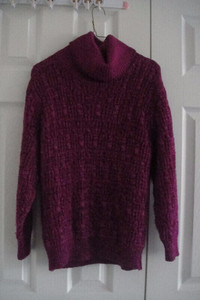 Women Turtle Neck Cable knit Sweater by Holiday size M