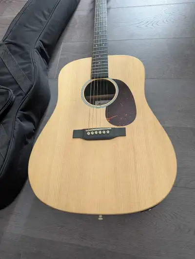 Martin X-series acoustic electric guitar *Almost new condition!, View more