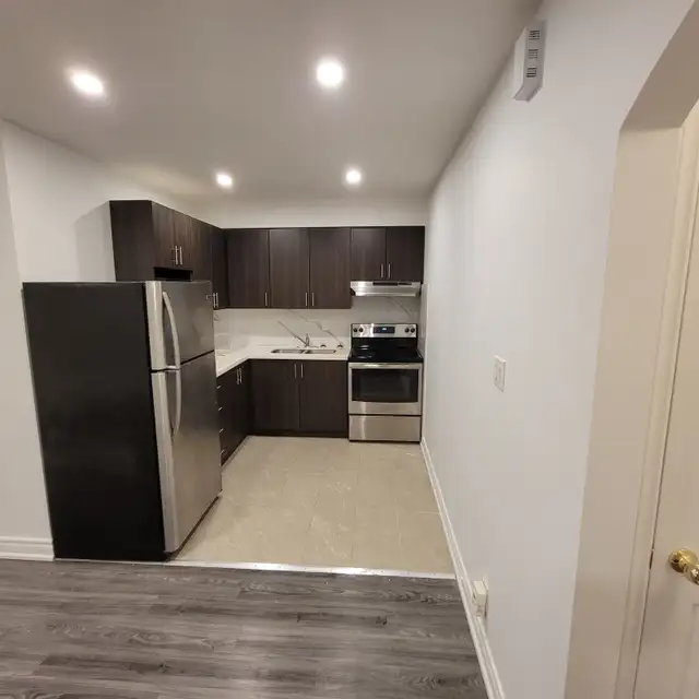 2 bedroom apartment in Dovercourt Village with Private Balcony in Long Term Rentals in City of Toronto - Image 3