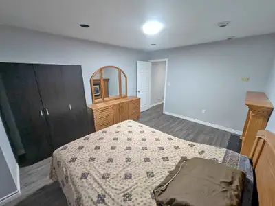 Private room for rent- FURNISHED - Huron Church Rd