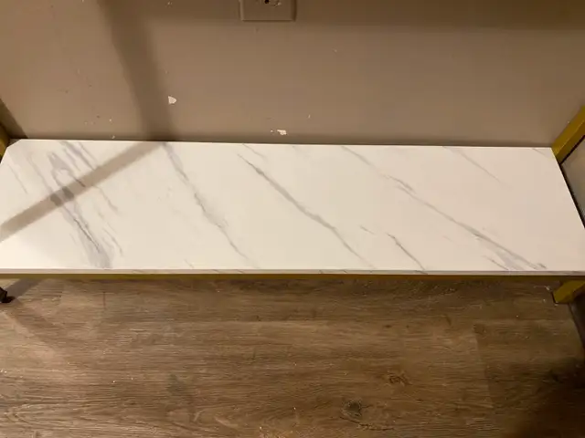white and gold marble desk in Desks in Stratford - Image 3