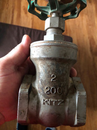 2 Inch IP Thread 200 PSI rated  gate valve