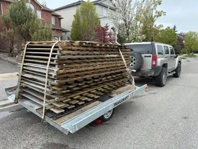 Looking to haul with ease? This 8-foot trailer is ready to go! It's in used condition, but it is gal...