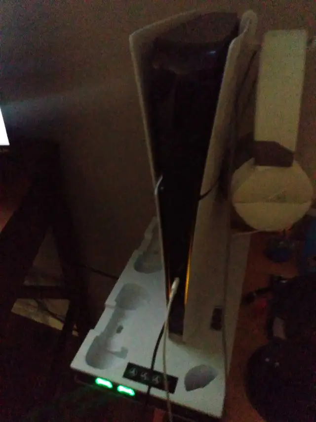 ps5 like new condition 