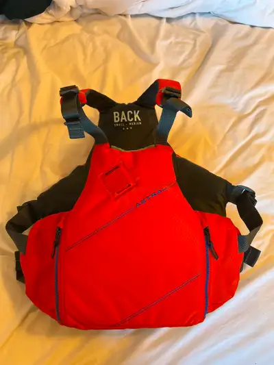 For sale is a Astral YTV 2.0 PFD Life Jacket Adult size Small/Medium. Chest size: 31”-37” Ultralight...