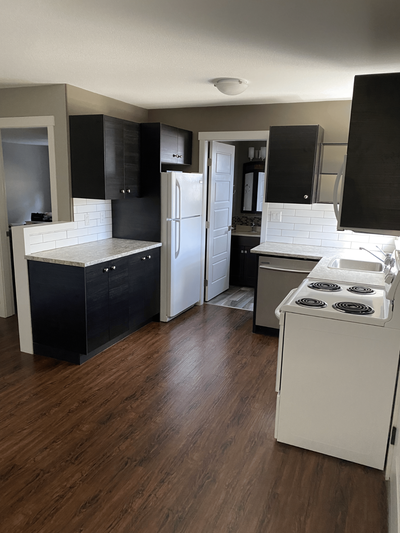 This main floor, one bedroom unit is located in Brocklehurst, and features a cozy living space above...