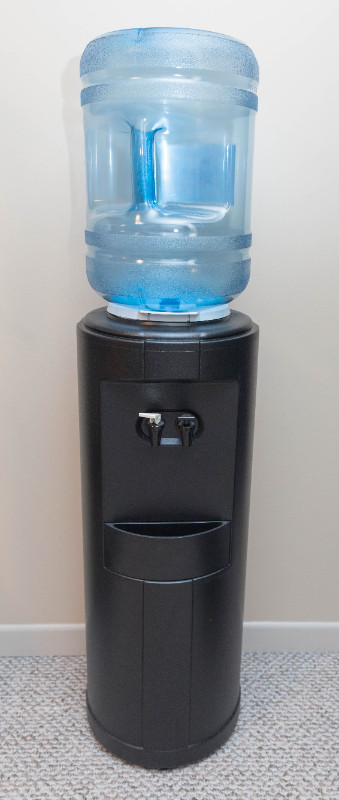 Fahrenheit Bottled Water Cooler dans Réfrigérateurs  à Ottawa - Image 2