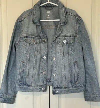 Gap girls Denim Jacket size M, View more