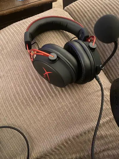 hyper X cloud alpha , View more