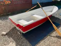 12ft fibreglass row boat