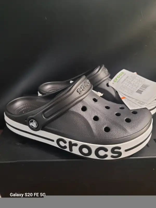 Shoes for Sale in Women's - Shoes in Oshawa / Durham Region - Image 4