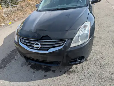 Hi. I am selling Nissan Altima 2012. No mechanical issues. Mostly highway kms. Just passenger door f...