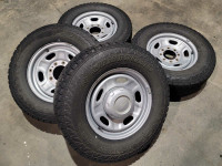 Ford Super Duty Rims with LT265/70r17 A/T Tires