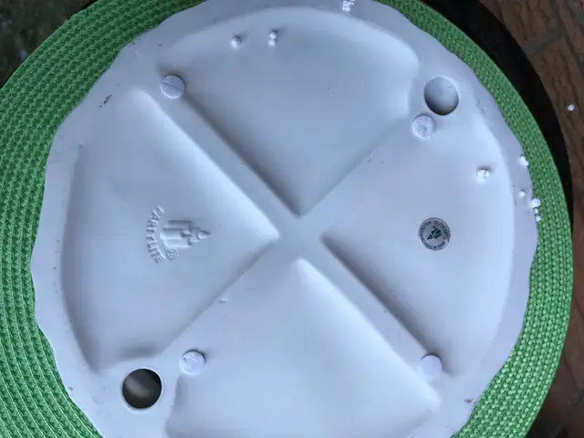 PARTYLITE FROLICKING FROSTIES CANDLE HOLDER in Home Décor & Accents in Ottawa - Image 6