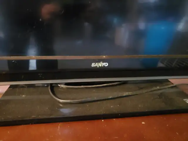 Sanyo 42" TV in TVs in Fredericton - Image 3