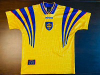 1996-1998 World Cup Vintage Sweden Home Soccer Jersey - Large