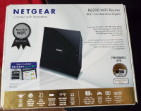 NETGEAR AC1200 Smart WiFi Router (R6200)