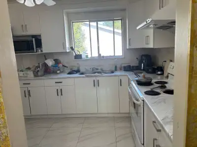 One Bedroom for Rent – Perfect for a Working Woman