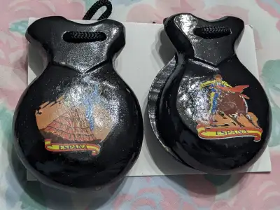 Brandnew castanets in box, View more
