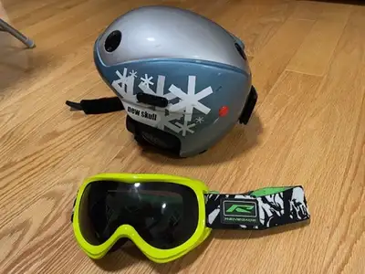 Ski helmet and googles (size M/L), View more
