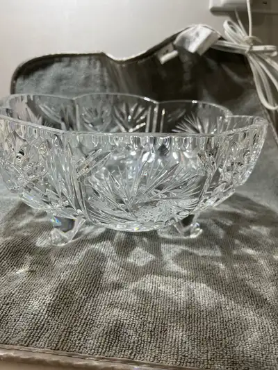 Pinwheel Crystal Bowl, View more