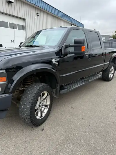 Great truck , many upgrades , have all original center caps rug mats and truck bed mat